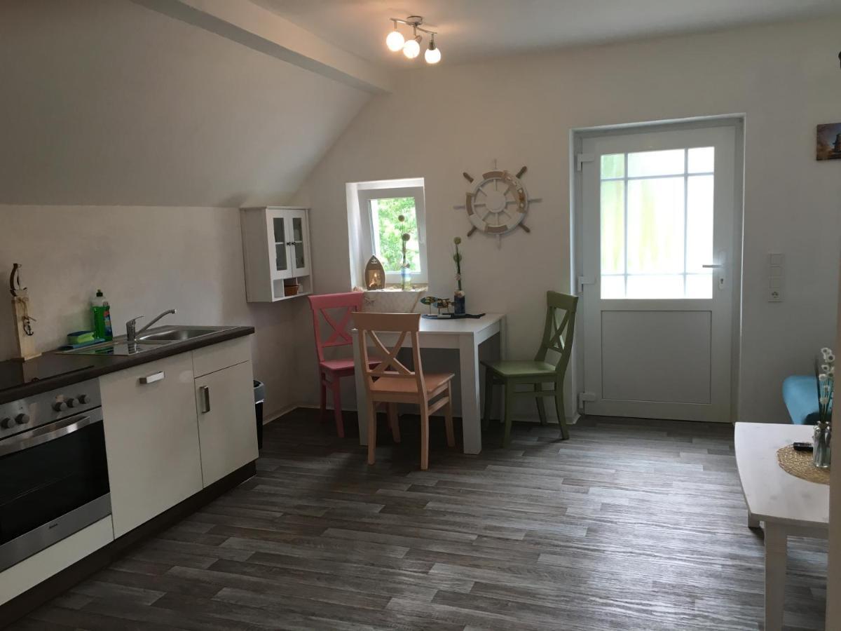 Appartement Marijanas Ferienhof 2, Urlaub Mit Viel Platz Zwischen Dornumersiel Und Bensersiel, Gehoert Zum Cafe Kunterbunt à Holtgast Extérieur photo